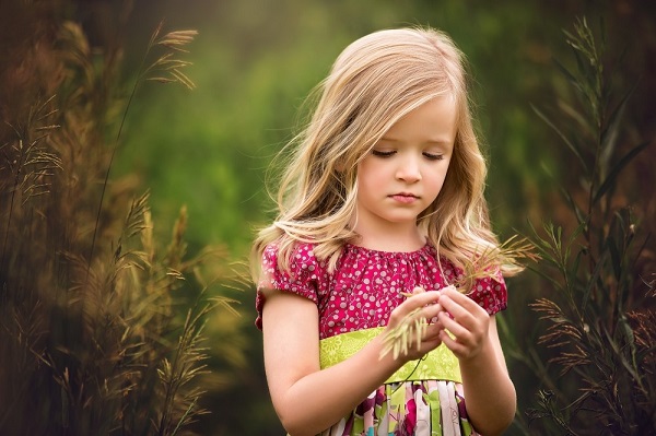 Durante la infancia se empieza a construir la autoestima, por lo general basada en la opinión de los otros hacia nuestra persona.