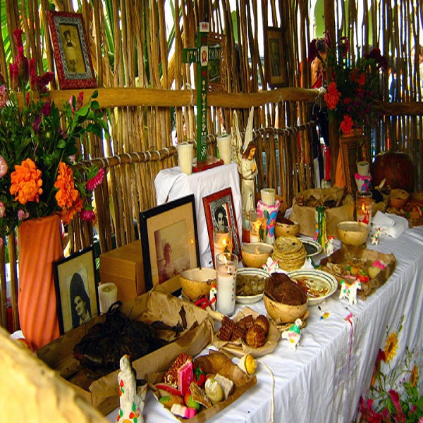 Hanal Pixán: tiempo de reflexión y reinterpretación espiritual de la cultura local