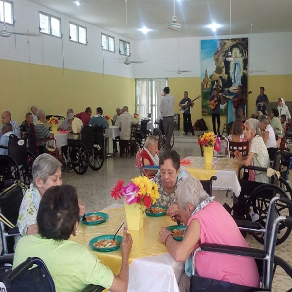 Festejan a Adultos Mayores