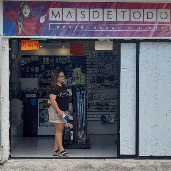 Dianela Icte Espinosa y Más de Todo