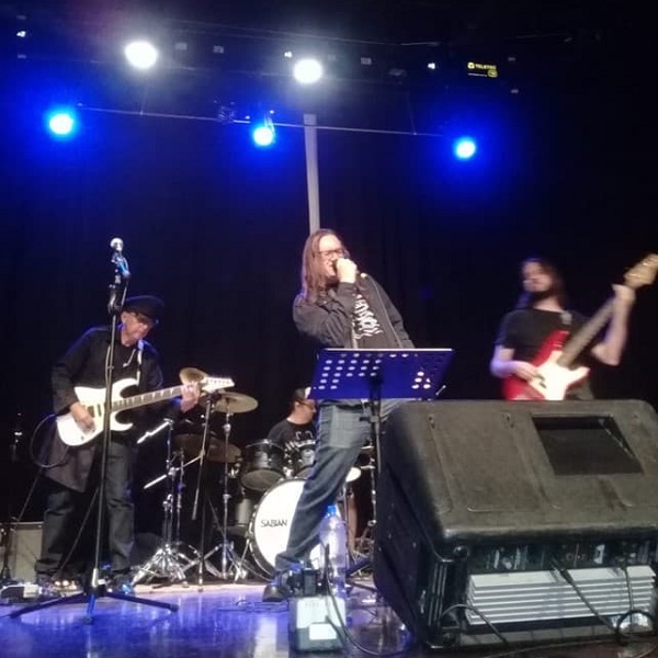 Gran concierto de Super Jam 22 compartiendo Metal clásico