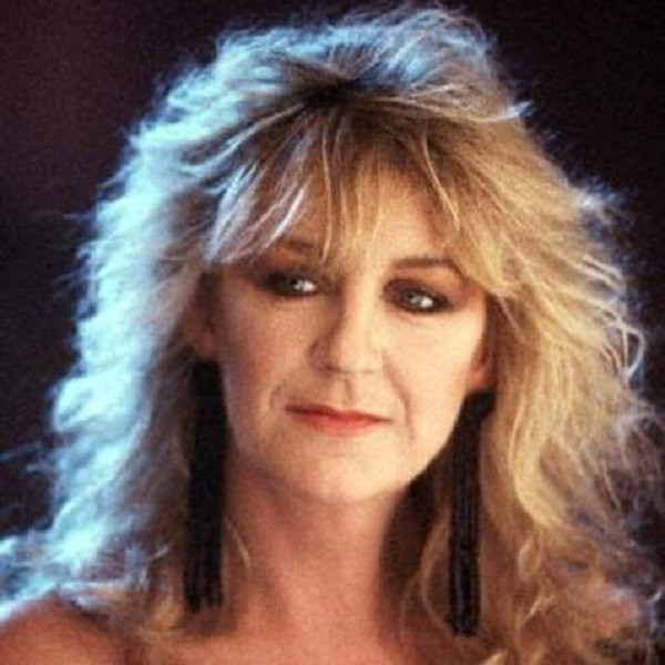 Christine McVie (1943 – 2022)